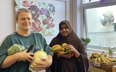 💪 The Power of Giving Back: How Volunteering Benefits Both People and Communities